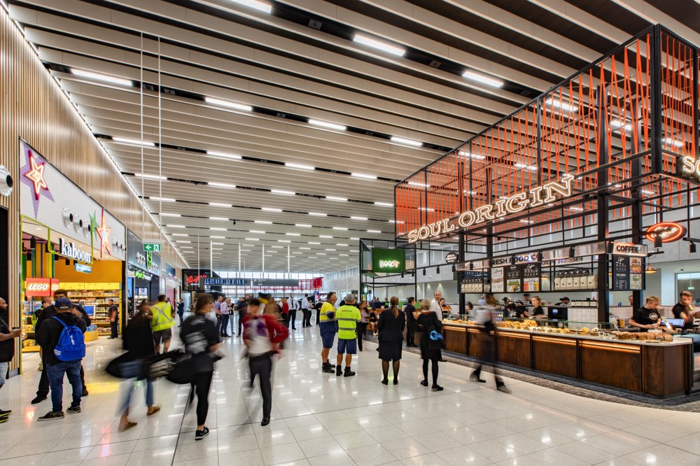 PhilHoffmannTvl's tweet photo. Everyone its time to get down to @AdelaideAirport and check out the brand new terminal expansion! New cafes, shops and even a @Penfolds bar. 😱 https://t.co/g78aeCKA3P