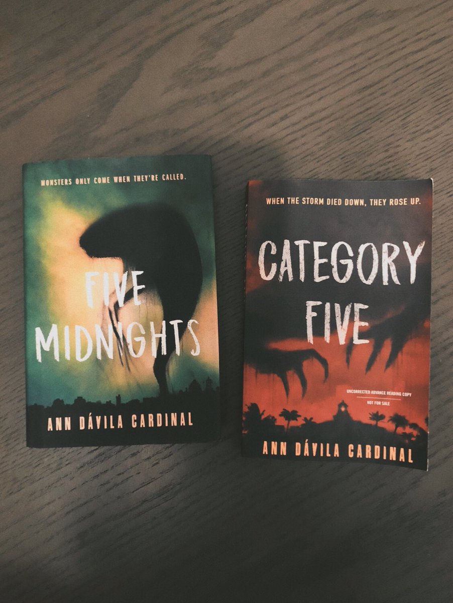 thebookoffaerie's tweet image. Had a blast tonight at @anndcardinal ‘s reading at @TheBookmarkPR 💚✨💛💫 And thanks to @boricuareads for the Category Five arc i literally don’t deserve you and I love you 🥺💜