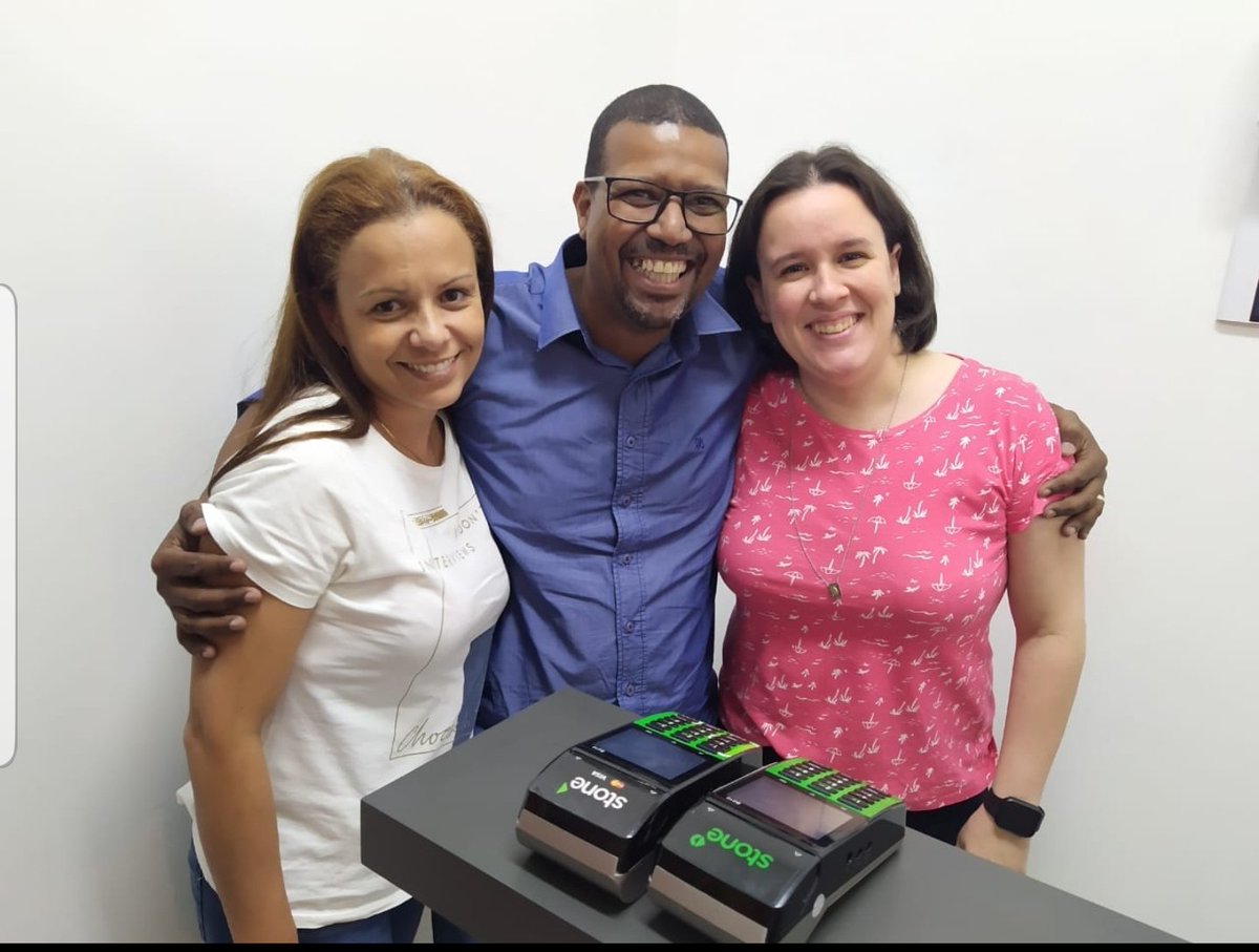 jadison_a's tweet image. hoje visitei a minha amiga Andressa Gonçalves proprietária do Empório da Esfira. Recomendo  o local a todos vocês..