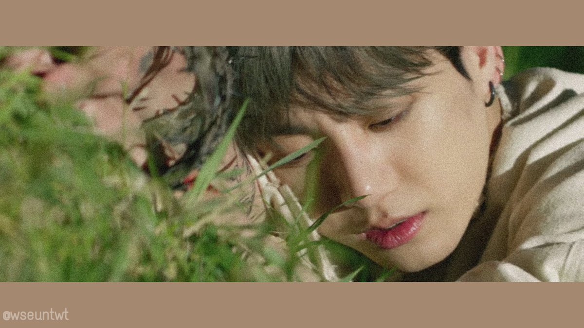 ngnkmngan's tweet photo. So beautiful 🙆❤

@BTS_twt #정국 #ONMVToday #ONMVTomorrow #ONisComing https://t.co/OWi8Iqf2ka