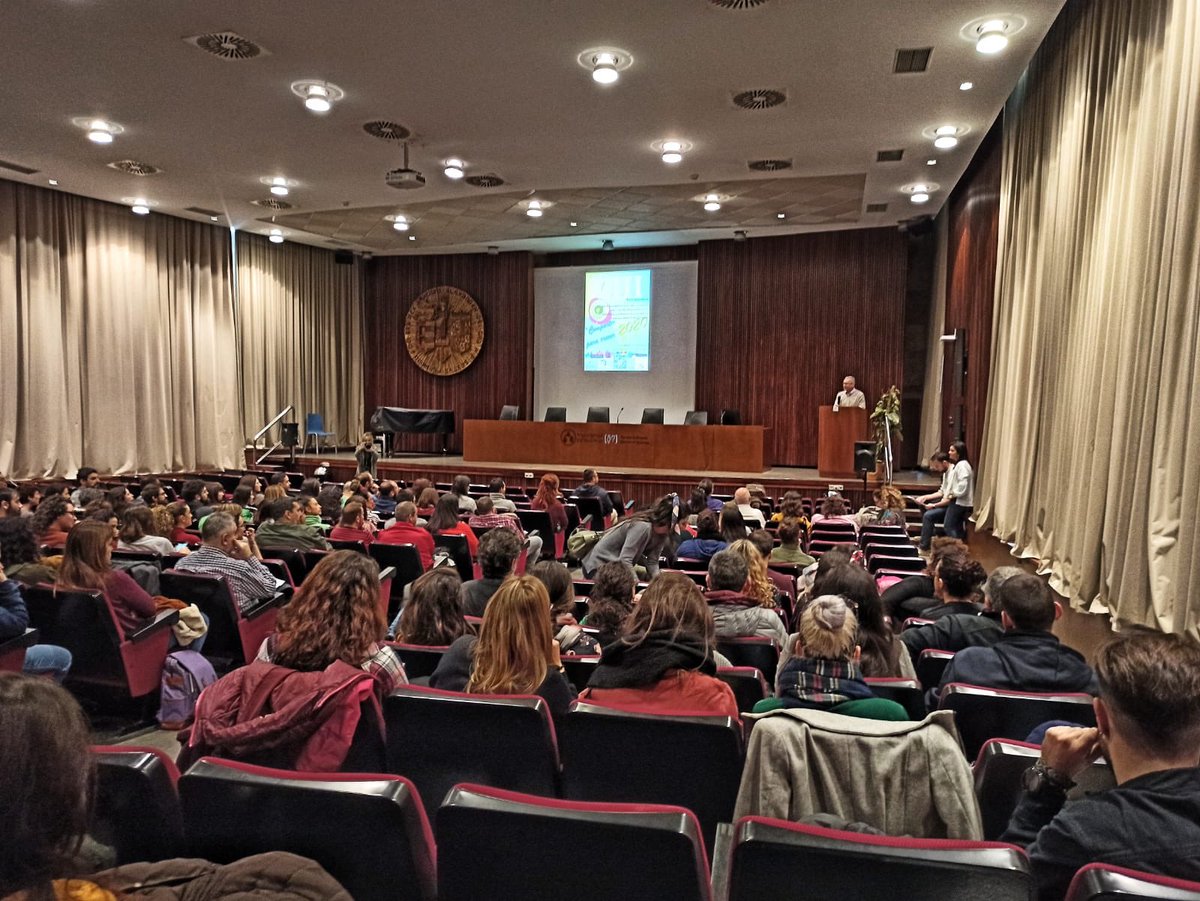 La semana pasada organizamos el VIII Encuentro de Educadores/as de Centros de Día de atención a la Infancia y Adolescencia de la Comunitat Valenciana, con el lema «COMPARTIR PARA CRECER».
#Centrosdedia #Compartirparacrecer