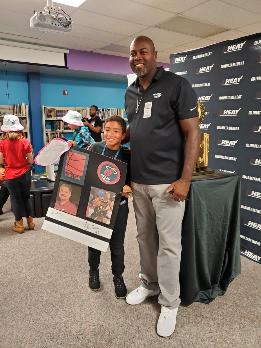 Sandra Shipman tweet media