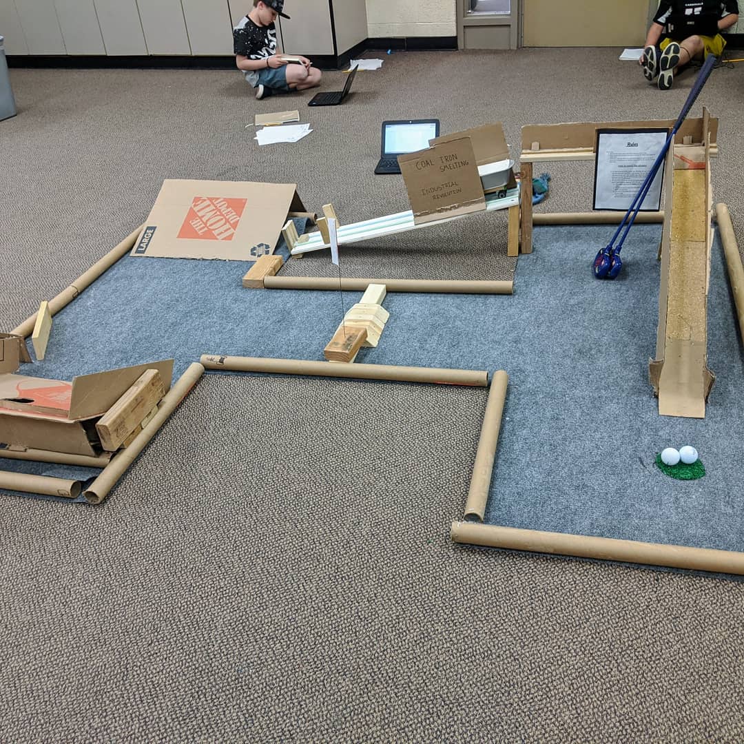MrsJenNusbaum's tweet photo. Oh, the thrill an authentic audience gives to a #Maker! Somehow, between Science Fair and Spring Break, our @kga5th and @KGA6th teams did some amazing designing and building for the @KnoxGifted Science and Engineering Night! #kgarocks https://t.co/bNdRYulIcL