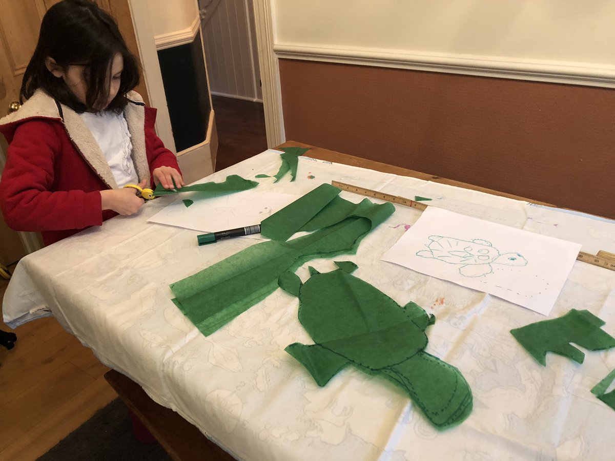 EmilyAhmed_'s tweet photo. So i should be getting ready for our #BAMEmaternityVoices event tomorrow.... but somehow I have been roped into some last minute craft activity by my 8 yr old for the @BGWindowShow At the least the 2 yr old is asleep. Gonna be a long night! #MultiTaskingMum https://t.co/ylrbTgRUmg