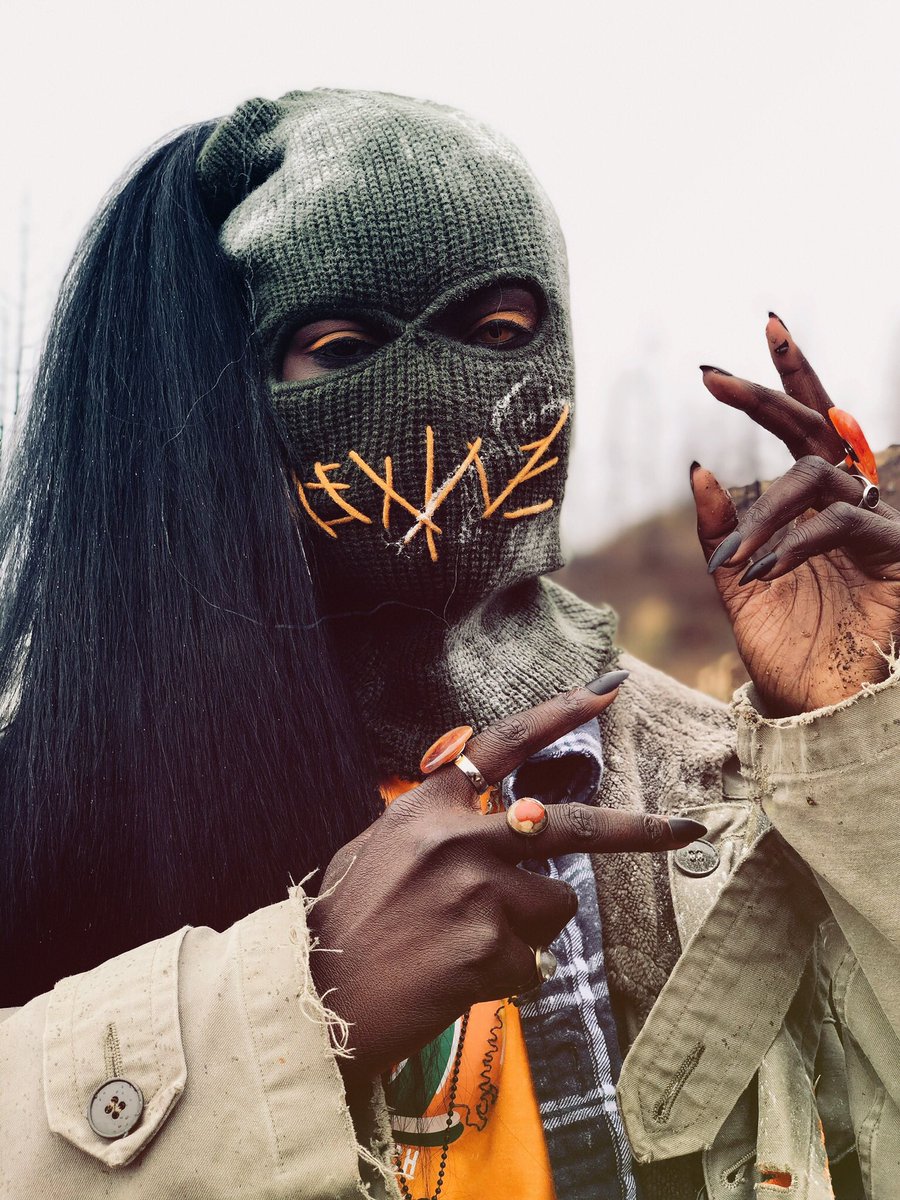 AManicMacabre's tweet image. Twas @TonyTodd54 and #Candyman  that inspired the character #KevinCocaine in #ManicMacabre (Written / Directed by @HassonHarris) . It’s amazing to see it revisited by @NiaDaCosta and @JordanPeele in @CandymanMovie #BlackHorror #horror #TonyTodd #JordanPeele #BlackWomenInHorror