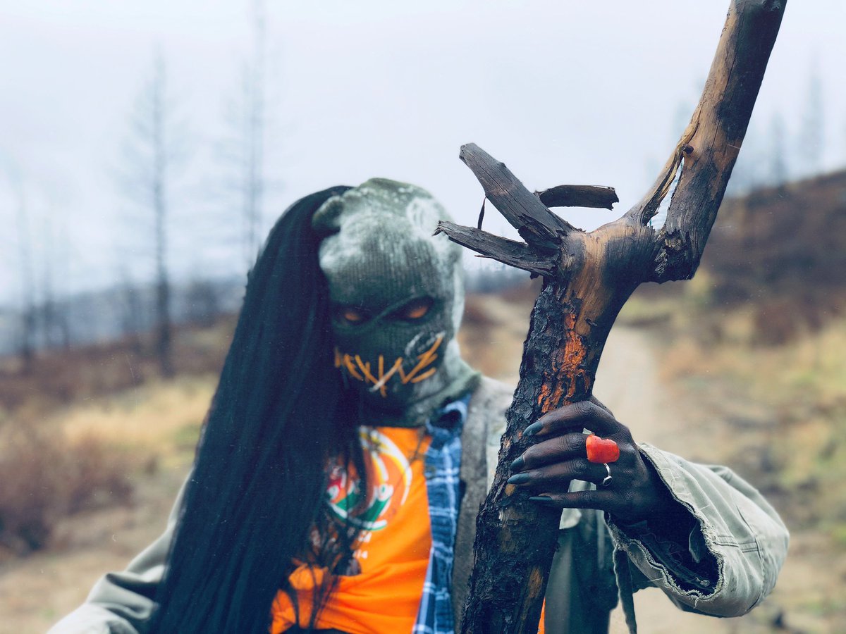 AManicMacabre's tweet image. Twas @TonyTodd54 and #Candyman  that inspired the character #KevinCocaine in #ManicMacabre (Written / Directed by @HassonHarris) . It’s amazing to see it revisited by @NiaDaCosta and @JordanPeele in @CandymanMovie #BlackHorror #horror #TonyTodd #JordanPeele #BlackWomenInHorror