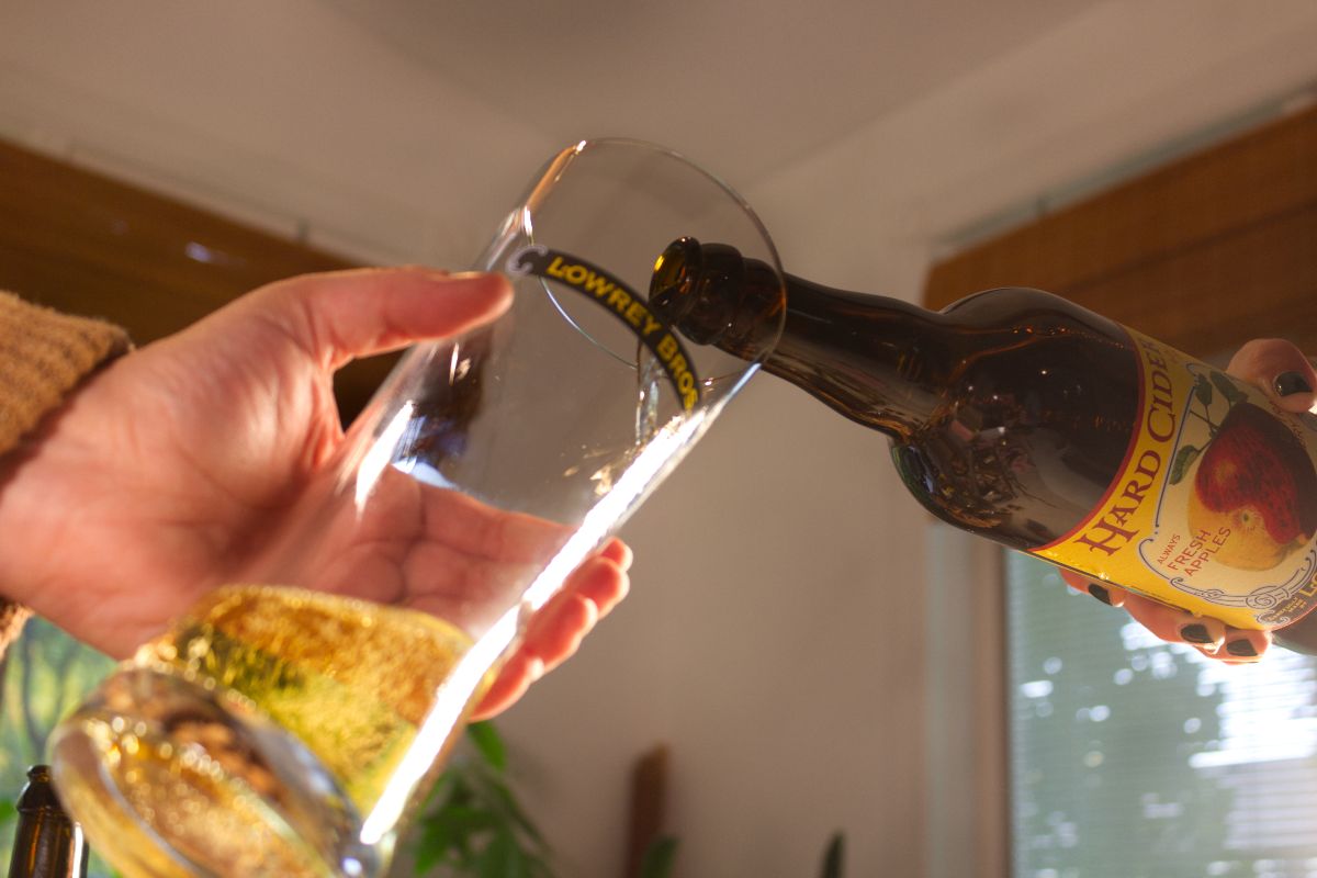 What Thursdays should always include: 🍺🍎

Shop our cider collection by visiting <a href="/RavineVineyard/">Ravine Vineyard</a>'s website: fal.cn/36Npr.