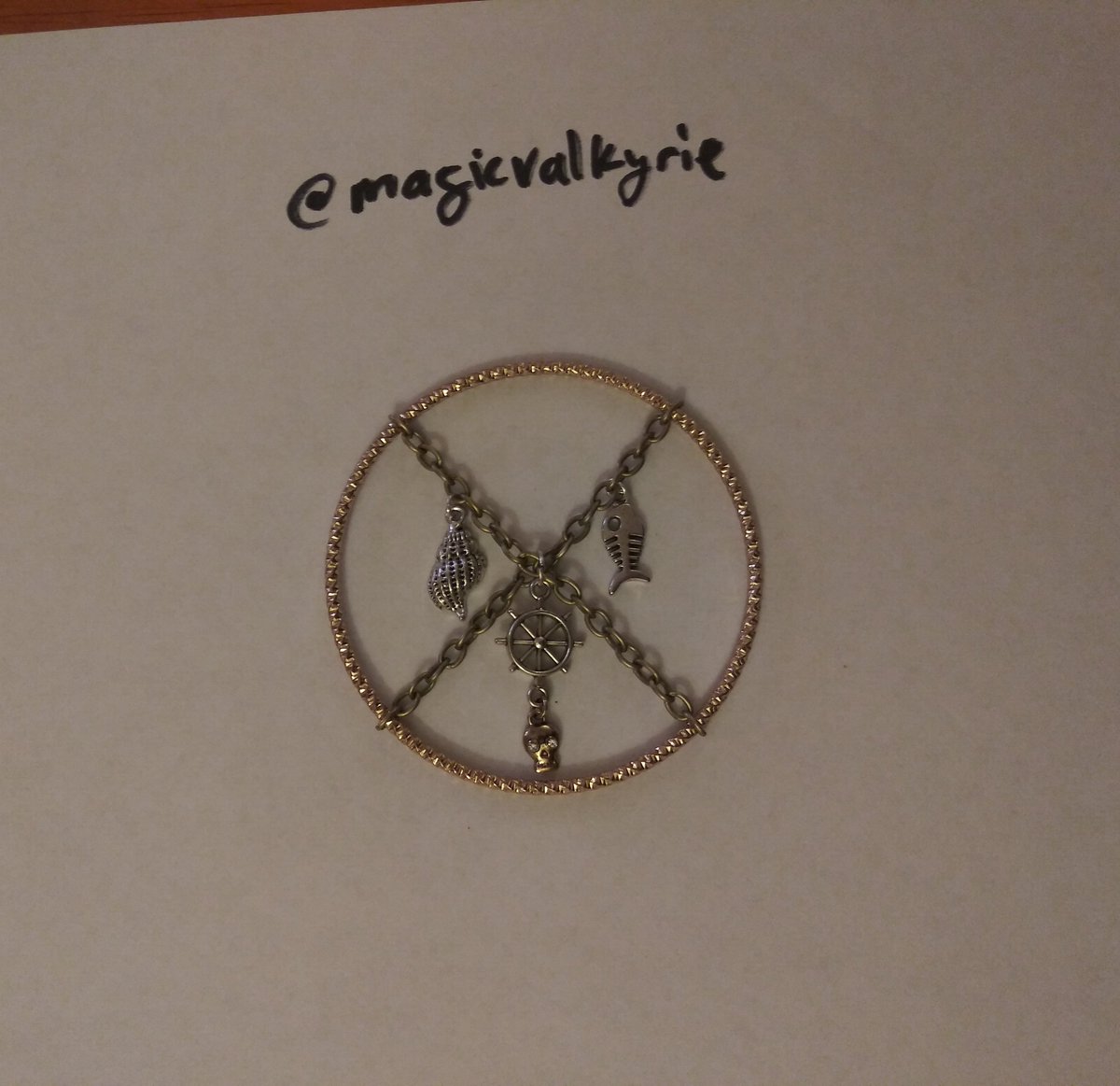 magickvalkyrie's tweet photo. ⛧ Death Of The Sailor ⛧
$5 shipping included 🖤
DM to claim
#blackmagicvalkyrie #rune #runeset #internationalshipping #handmade #pendant #sailor #death https://t.co/dBn5hAgQMR