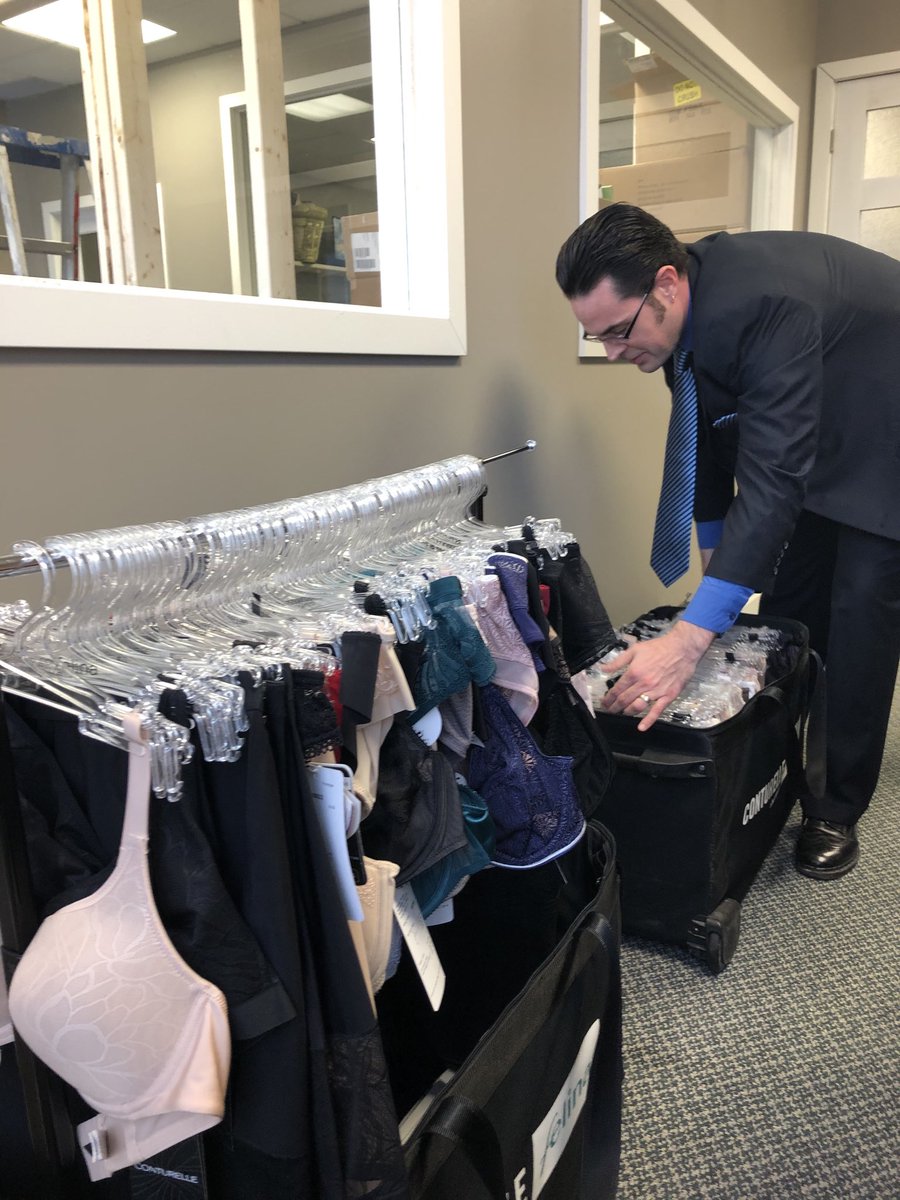 MyTopDrawer_'s tweet photo. Our #Hungarian bra lines are in the house! #Felina #conturelle Our sales reps still wear #suits and bring us treats. We love seeing them #bra #panty #shapewear https://t.co/JCeNhlAZAq