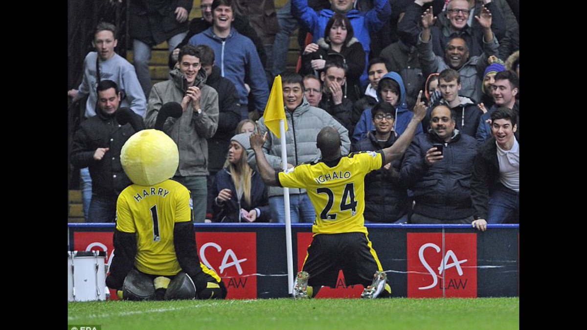 1HHornet's tweet photo. Imitation is cheap, live is the true πβ½οΈπ #watfordfc #onemascot #imitationischeap https://t.co/OqZLXIkMsJ