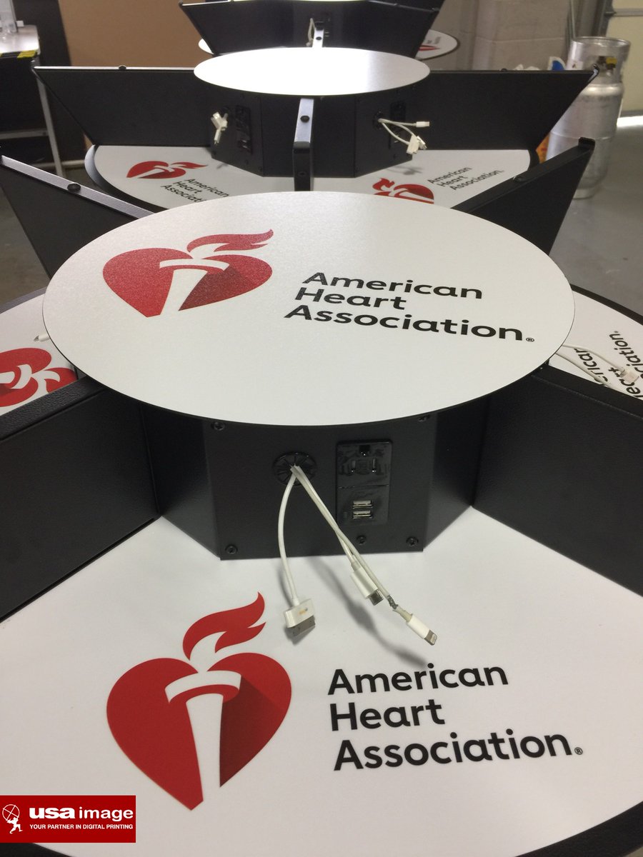 USA_Image's tweet photo. We are proud to have worked with the @American_Heart in re-branding these cell phone charging stations for them.
#USAImage #AmericanHeartAssociationLouisville #LouisvillePrinters #DigitalPrint #PrintingIndustry #PrintingServices #SignShop #SignMaker #SignCompany https://t.co/OjMLSQOoJB