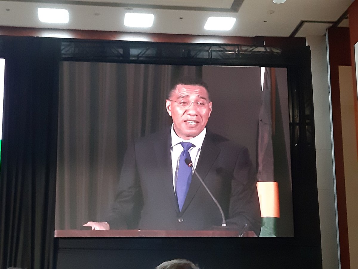 The Most Honourable <a href="/AndrewHolnessJM/">Andrew Holness</a> highlighting the capital markets response to infrastructure investments and looks forward to more with the first Caribbean green bond <a href="/WigtonWindfarm/">Wigton Windfarm</a> @BIDenergia @IDB_Caribbean @BIDtransporte