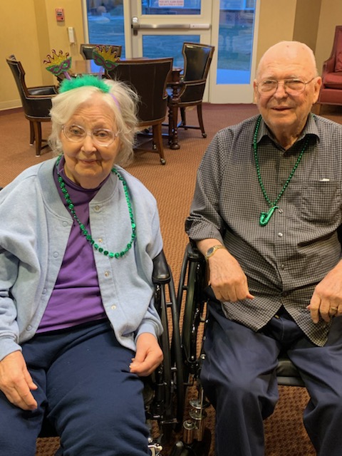 ShelbyChefs's tweet photo. Residents enjoying family night @ShelbyCrossing #Operation930 #Trilogyliving @nolafoodguy @chefJohnDSS @kbmondaykaren @AlyssaSpicer3 https://t.co/JKrDdDDJxd