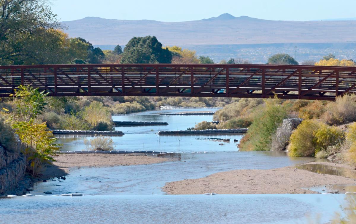 ABQJournal's tweet photo. Groundwater key to Southwest water policy https://t.co/wSXR9uwtaa https://t.co/gbPpBbrm7O