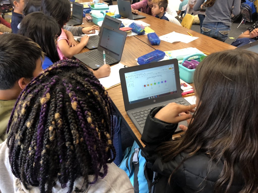 Vanessa Le tweet media