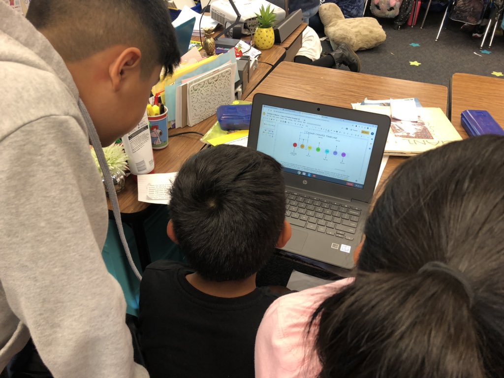 Vanessa Le tweet media