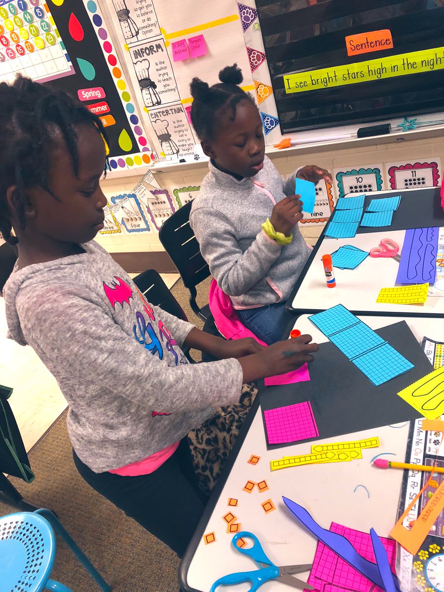 mrsdevyn_wge's tweet photo. We’ve been having a Place Value Party this week to practice our 3-digit place value! What’s ANY party without cake?! 🎂 🐾 #WeLeadWGE https://t.co/621WoFhYMm