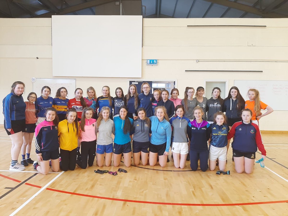 sineady_5's tweet photo. Great to be back for my second visit in @StAilbesSchool with @lidl_ireland @LadiesFootball @YouthSportTrust. Brilliant to see how far they have come with this programme. Wishing them all the best in their final in a few weeks 👍🏼 https://t.co/tVs3Rfg1BX