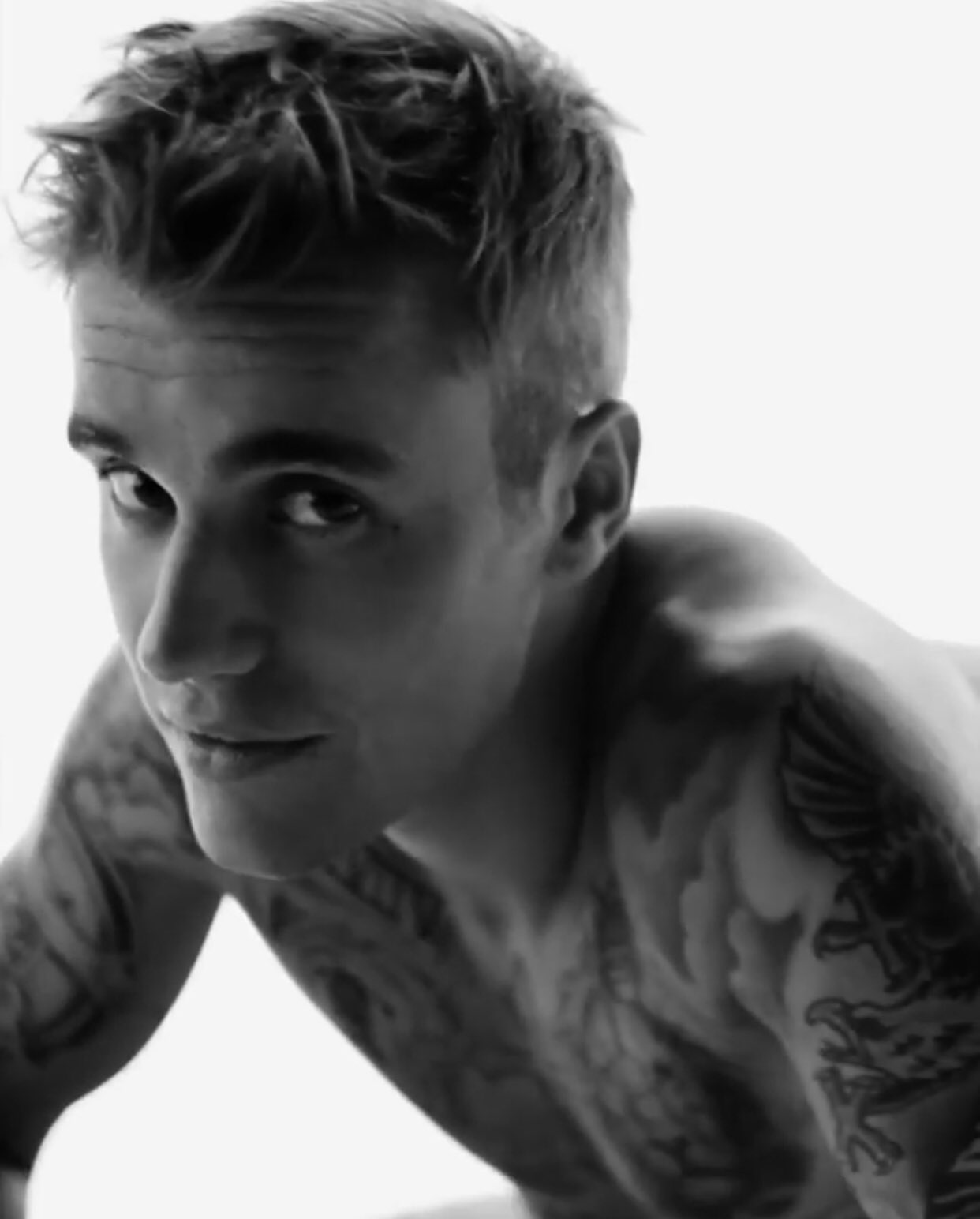Justin bieber calvin klein 2020 outlet