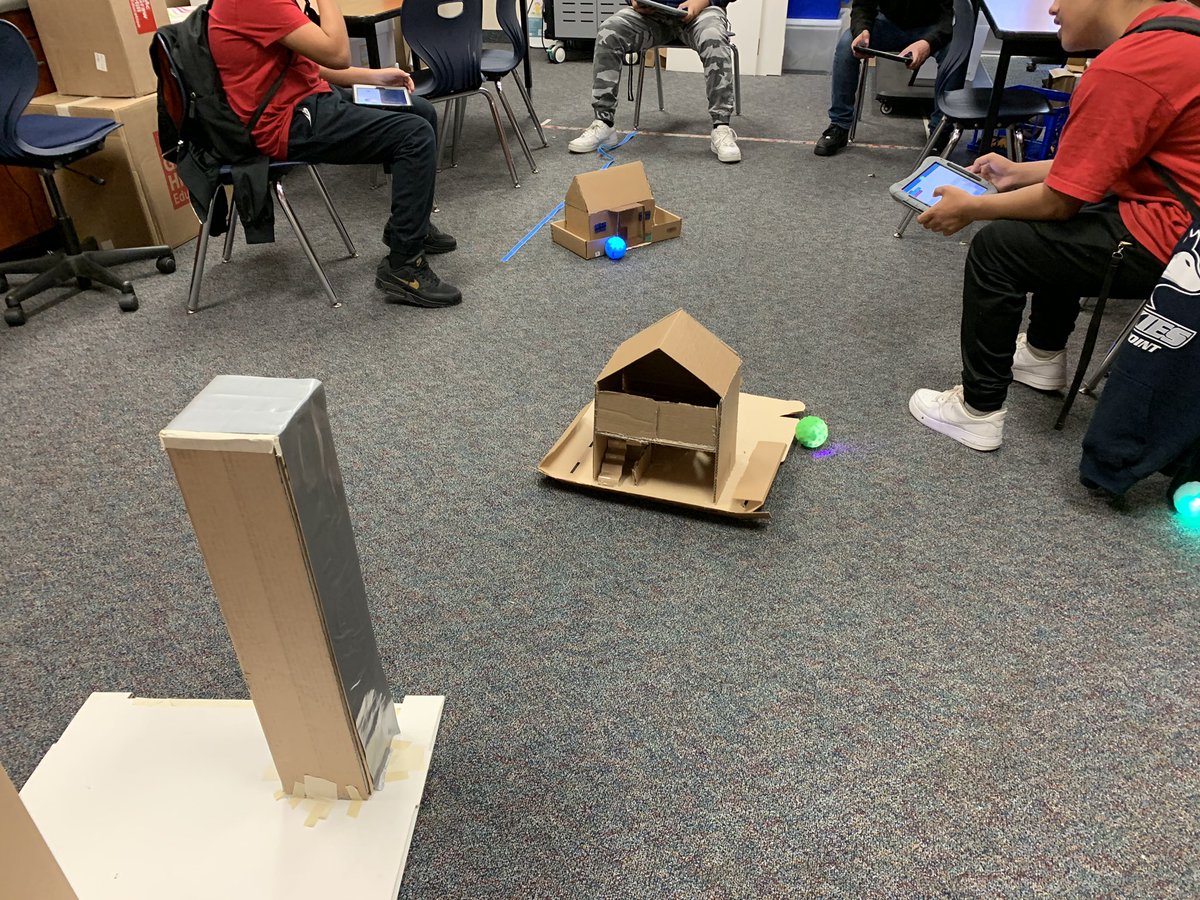 SeanTheBossXx's tweet photo. @OfficialDLDay Digital Learning Day for Ss to code and design #Coding #3Dprinting #3DModel #MyMakerspace #makerspace #DLDay #DLday2020 @SpheroEdu @Sphero https://t.co/2Emk0Q9i4x