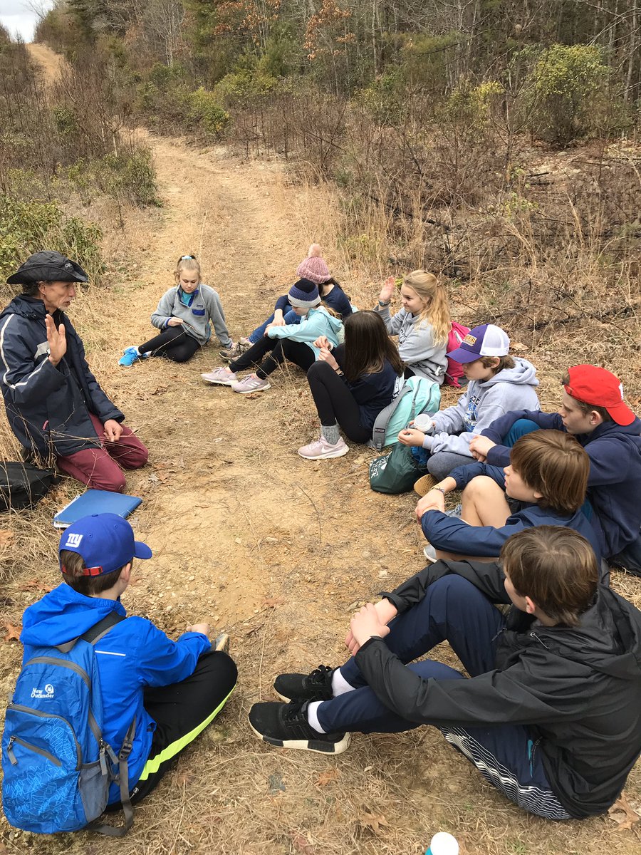 PeterEmmet's tweet photo. Navigation, maps and orienteering! #mv2mtos #mvmiddle https://t.co/is7BEJxnv8
