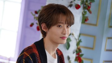 OOO_France's tweet photo. [#Photos/📸] 20.02.21 #Yoojung Unlocking Love

cr: mtvasia

#OnlyOneOf #온리원오브 
#unknownartpop2_1 #dOra_maar https://t.co/X9zb13dId3