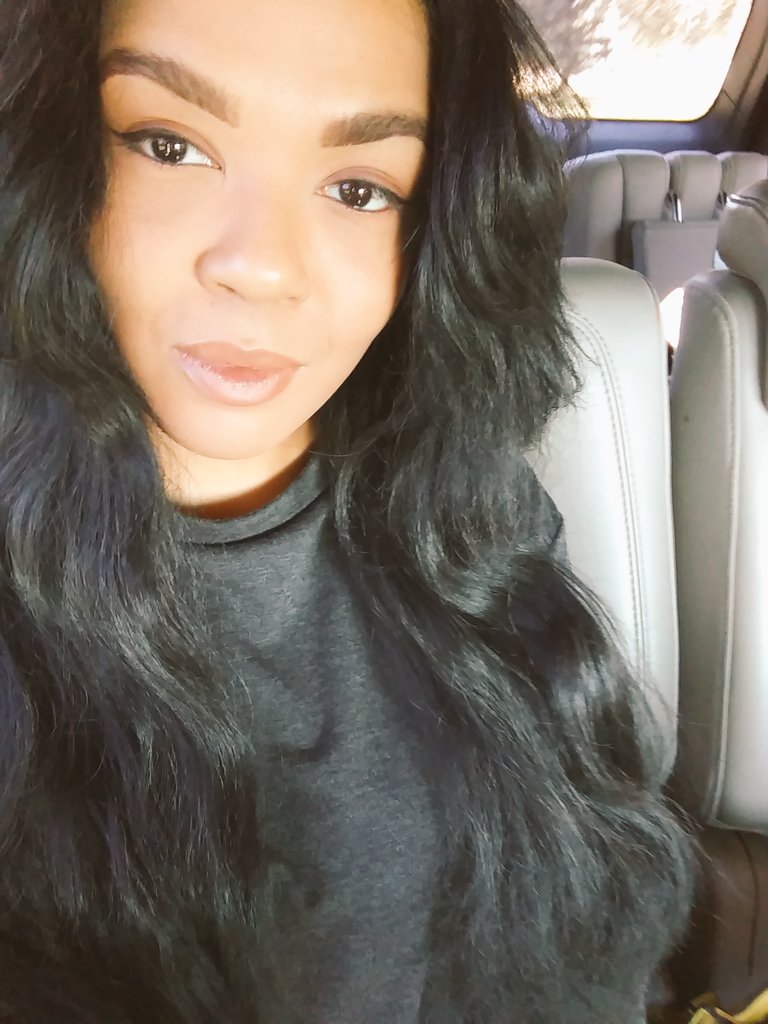 _brandilouise_'s tweet photo. #ilyft #lyftselfies Don't take all those selfies and just pick one! Post them all! #ThankfulThursday #thankslyft #lyft #dontdrinkanddrive #daydrinking #Mulan # https://t.co/k7xDlMwaMF