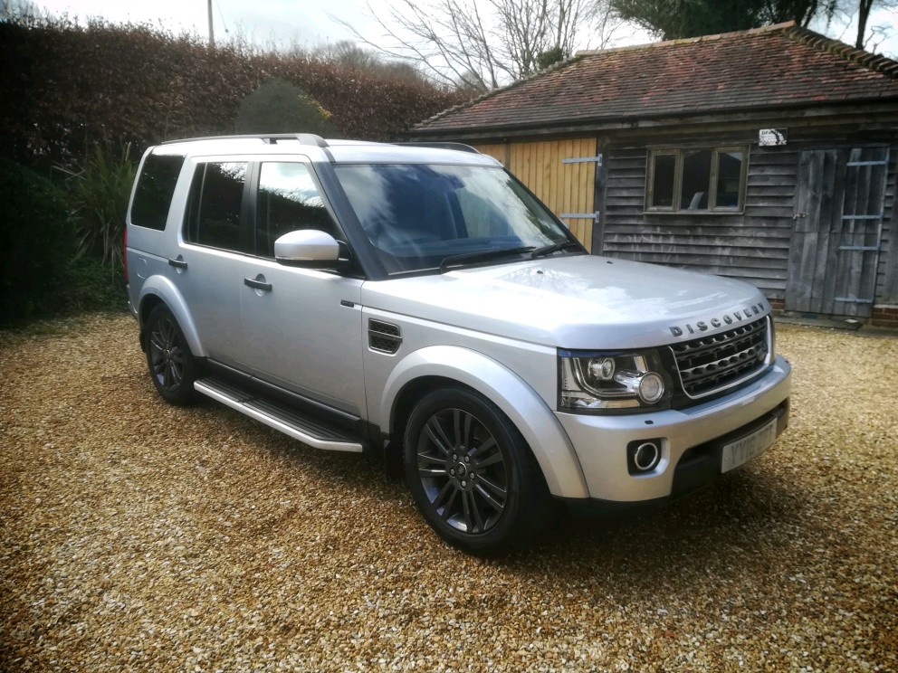 This new customer booked in 3 MONTHS AGO and having been impressed by the valet has already rebooked their car, and booked their partner's car too.
We're glad they were willing to wait for us 👍