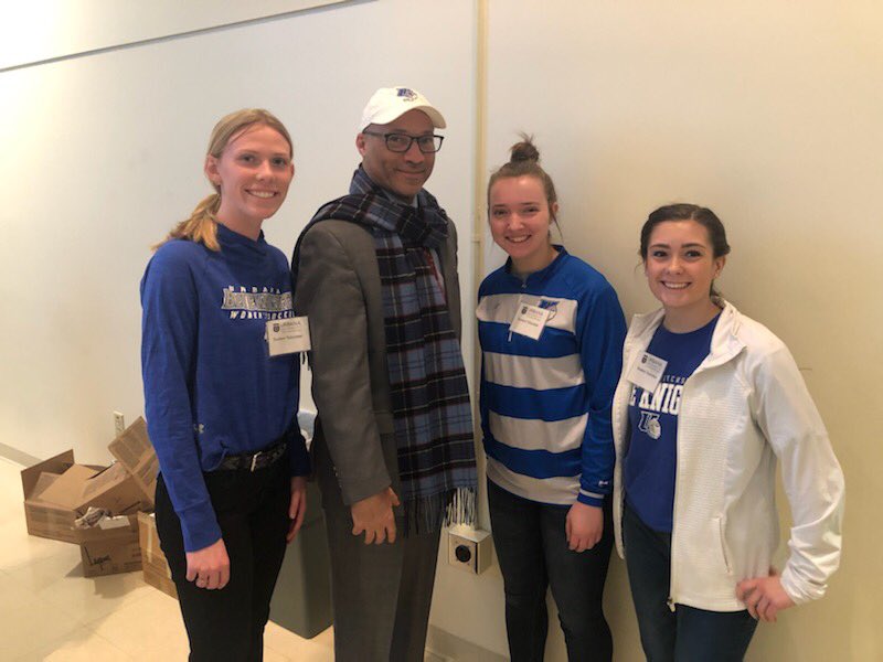 Dr_CLWashington's tweet photo. Hanging out with my people @UrbanaU! Supporting Second Harvest Food Bank!! #CreateEngageInspire https://t.co/0pBrl7Ufo2