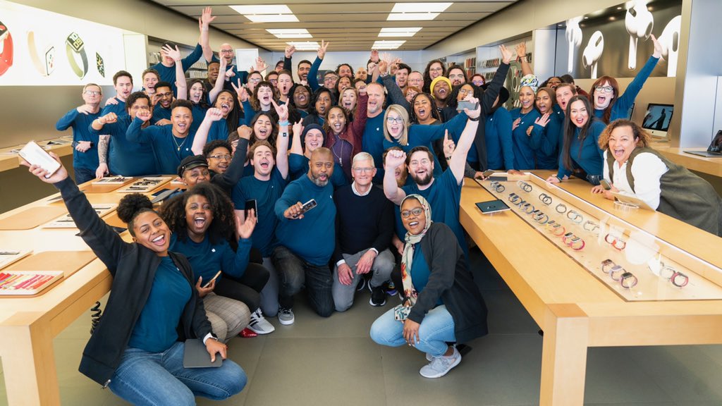 Perfect way to end a great day in Alabama. Always love seeing the Bham team at Apple The Summit!