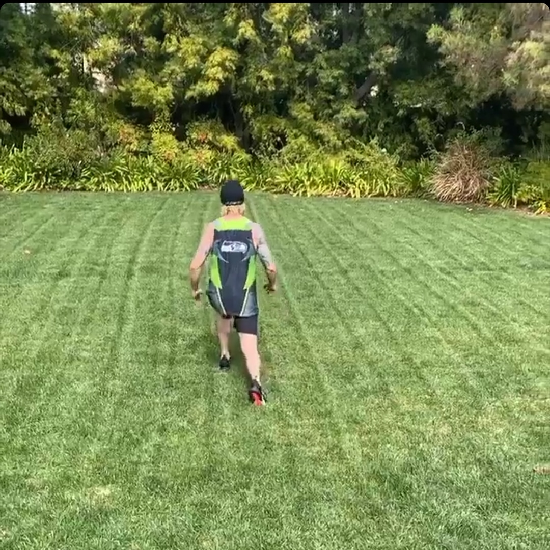 DuffMckaganArg's tweet photo. @DuffMcKagan Ya de vuela en LA entrenando y poniéndose a punto para una nueva pata de la gira #NITLT
📷 @JordanFPerform https://t.co/6DP7Fpqgqu