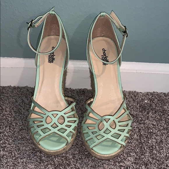 So good I had to share! Check out all the items I'm loving on <a href="/Poshmarkapp/">Poshmark</a> from @NookCrannyGifts #poshmark #fashion #style #shopmycloset #colehaan #forever21 #charlotterusse: posh.mk/VUnUxXvoe4