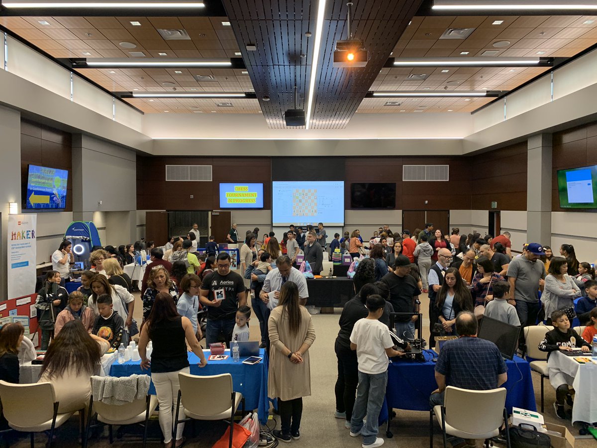 EMCSD_Personnel's tweet photo. EMCSD Tech Fair 2020. @DrMaribelGarcia https://t.co/nOmxN3Kzd7