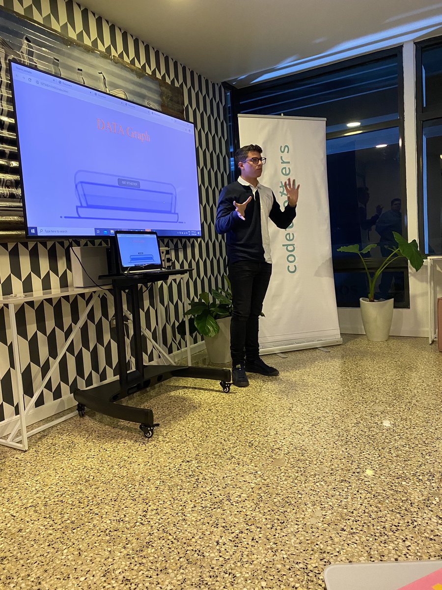 Cada vez que se gradúa una clase más de <a href="/codetrotters/">Codetrotters</a> valido la importancia de seguir trabajando en el pipeline de talento técnico en PR. #newtechtalent #codetrotters #seguimos