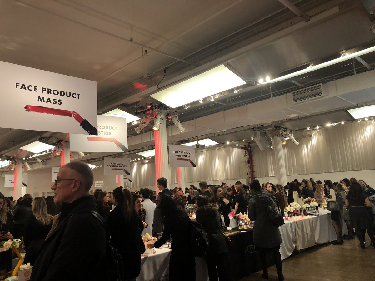 MerlotSkinCare's tweet image. So. Many. Products. #cewdemo @CEWinsider