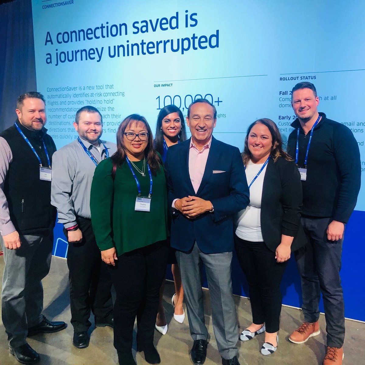U_AIR_NOC's tweet photo. Nothing like a surprise visit from Oscar to check out our awesome ConnectionSaver exhibit at Connections 2020! @dkensick1 @ronitaliano1 @chahin_hector @aartimus_prime #WhyILoveNOC #ConnectionSaver #BeingUnited @weareunited https://t.co/X6Aj66TscT