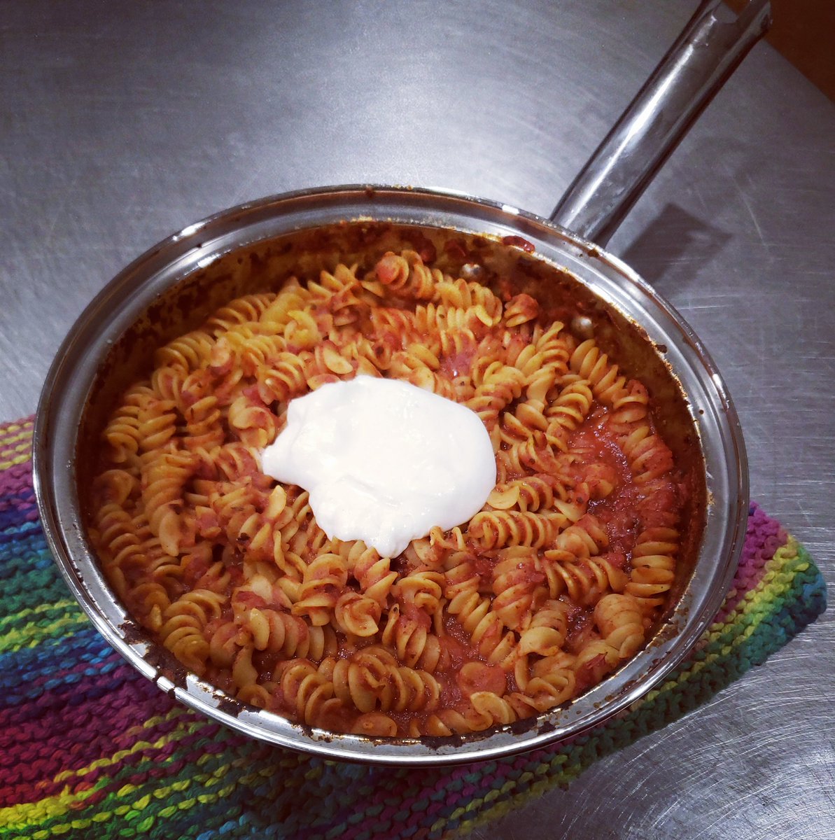 eatbhop's tweet photo. Another amazing special! Fusilli Burrata!! Served in the pan! ♡♡ come give it a try!! #eatbhop https://t.co/OKZvHny38j