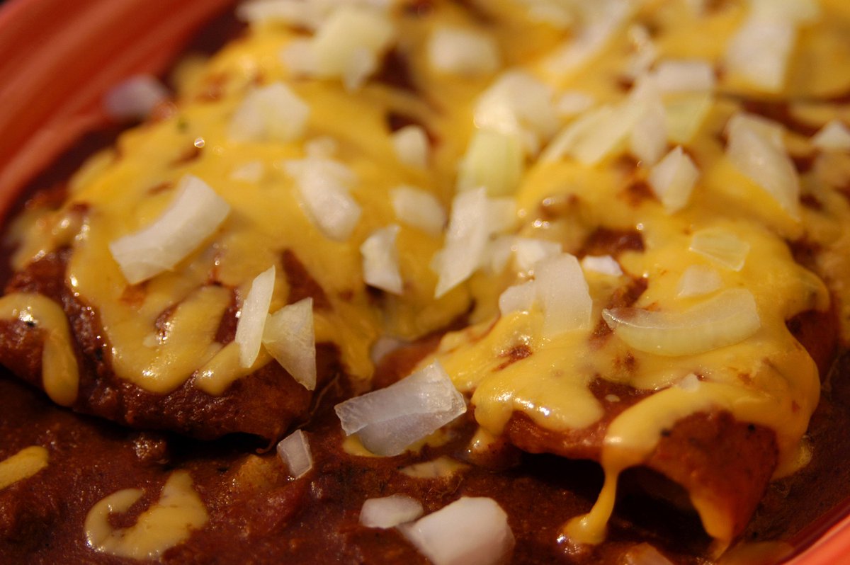 MattsTex_Mex's tweet photo. Dinner is served 
#enchiladas #texmex https://t.co/xGFODn5USW