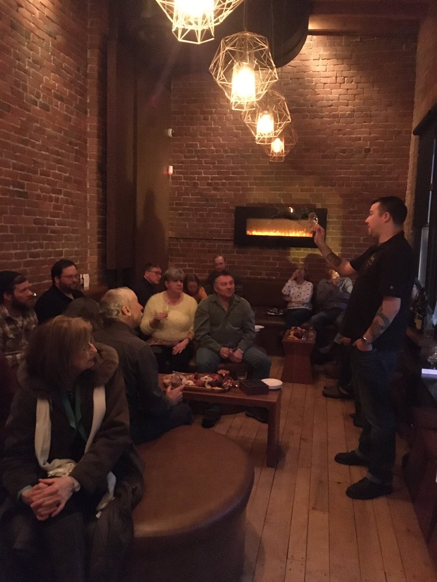 ITExtras's tweet photo. Scotch tasting @hopscotchbarsj befor @TheIrishRovers @ImperialTheatre https://t.co/lb54NHsjPx