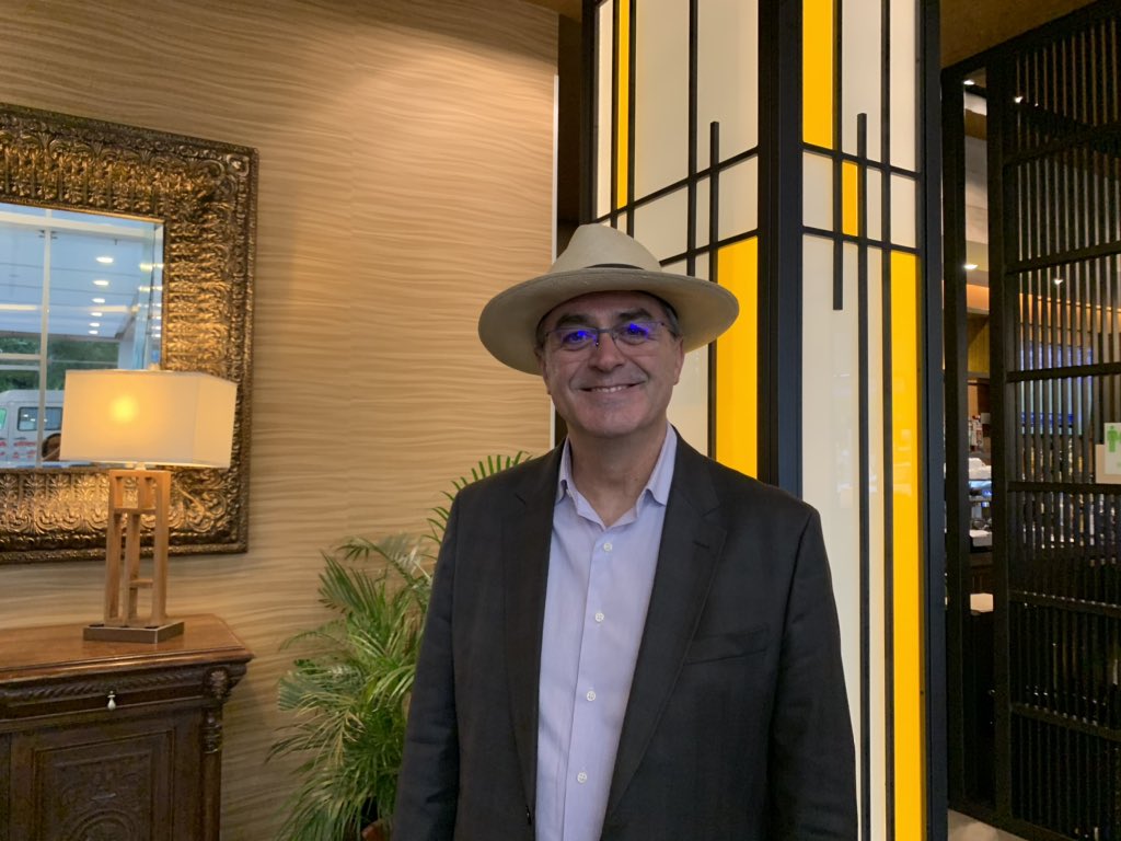 Muchas gracias a los lideres de la <a href="/adventistasEC/">Adventistas Ecuador</a>, <a href="/AdventistasMES/">Adventistas del Séptimo Día Ecuador MES</a> y a nuestro equipo <a href="/oyimdsa/">Um Ano em Missão</a> por la cálida bienvenida a Guayaquil. Estos días serán de muchas celebraciones, especialmente en Galápagos. Que las bendiciones de Dios nos acompañen. #Origenes