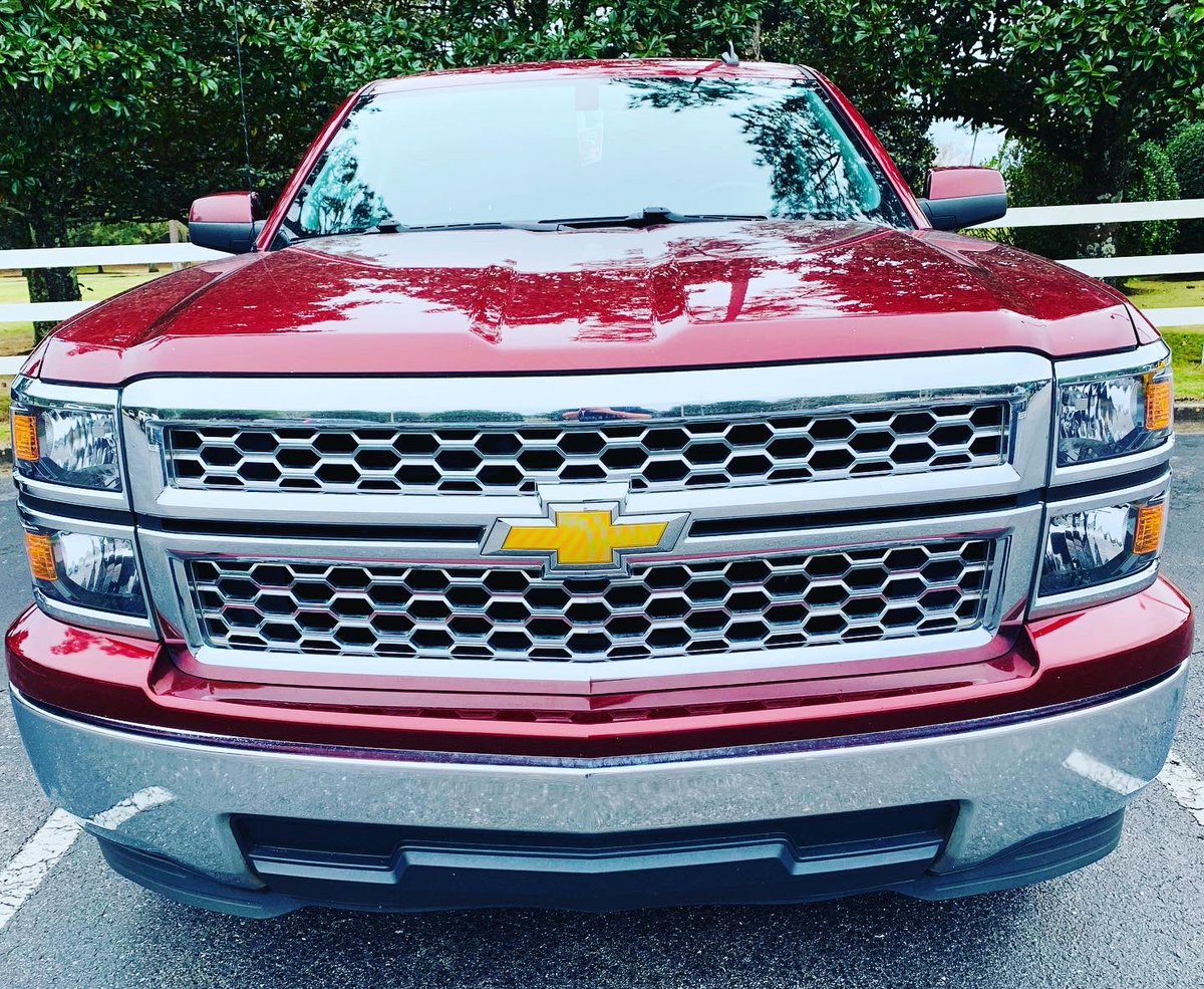 David_Haney11's tweet photo. Decided it was time for an upgrade and joined the truck life!

The wife and I are really doing this adulting thing now!

#NewTruck #RubyDoo https://t.co/amwy7Lpjn3