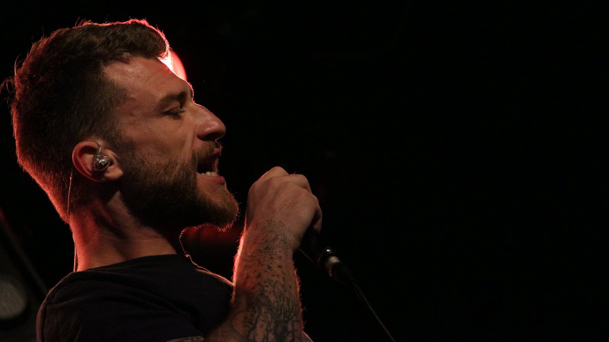 Fresh film from the archive: <a href="/dub_fx/">Kevin Myles</a> full set (103 minute monster) from <a href="/electricbrixton/">Electric Brixton</a> in 2017 with <a href="/Mr_Woodnote/">Mr Woodnote</a> ioinet.link/dubfxbrixton20… They returned to play another show there tonight. Thanks to the venue for the hospitality previously, @convoymusicgrp and <a href="/KilaFaux/">KilaFaux</a>