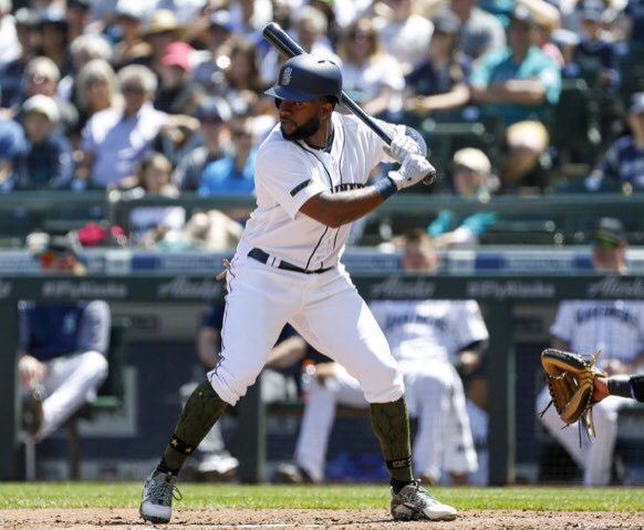 Happy 36th birthday to Denard Span! 

Span hit .272 with 7 HR for the Mariners in 2018. 