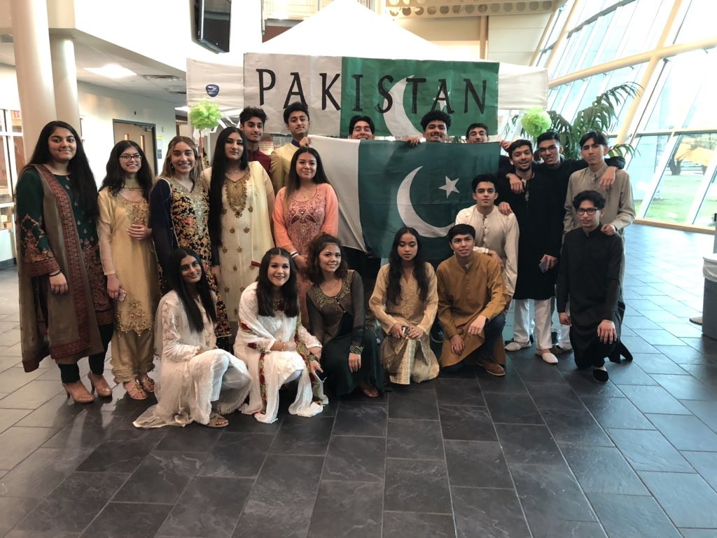 AyeshaAhmad30's tweet photo. Around the world @cwhs_springisd !!!!!! https://t.co/ckEEJmOVvP
