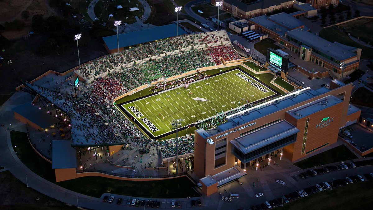 cooper_lanz's tweet photo. Excited to have received an offer from UNT! #meangreen @PCobbs43 @DentonGuyer_FB @ReeceWaddell15 @gabrieldbrooks @GPowersScout https://t.co/5o16vAeOnD