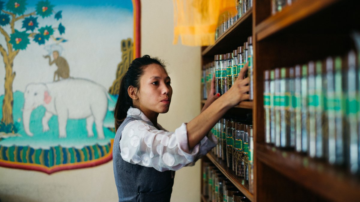 For 20 years, our clinic in Nepal has been treating and preventing diseases using traditional Tibetan medicine, in addition to modern techniques. In this way we are able to preserve the thousands of years old culture.
#Nepal #Healthcare #Altruism