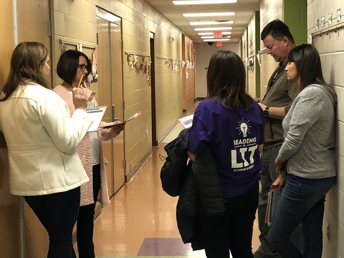 RebYoung_OCPS's tweet photo. Enjoyed hosting @WhisperingOakEl for guided visits today. Excited to see   the growth in student 🗣 and so thankful for all the Ts that let us 🍿in! Time to put the feedback into action @KeenesCrossingE https://t.co/9S1WNolvqn