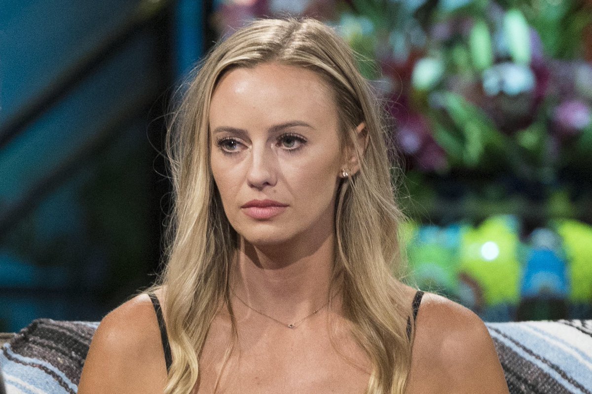 Jessica from #LoveIsBlind is just Annalise from The Bachelor... there is not one difference