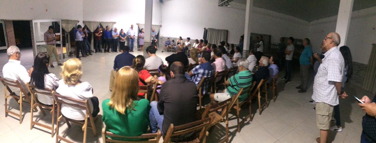 400Canelones's tweet photo. El candidato a Intendente de Canelones @ANiffouri400 sigue la recorrida, ahora por Barros Blancos. https://t.co/IouTOIVaPU