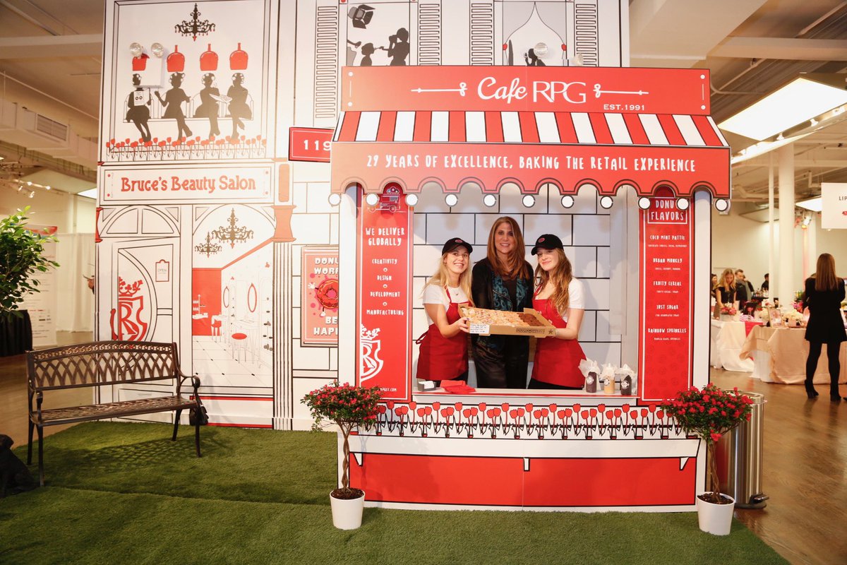 CEWinsider's tweet image. Sweet! We are so happy to be here with #rpgretaildesign and the best of the best in #beauty at #cewdemo.